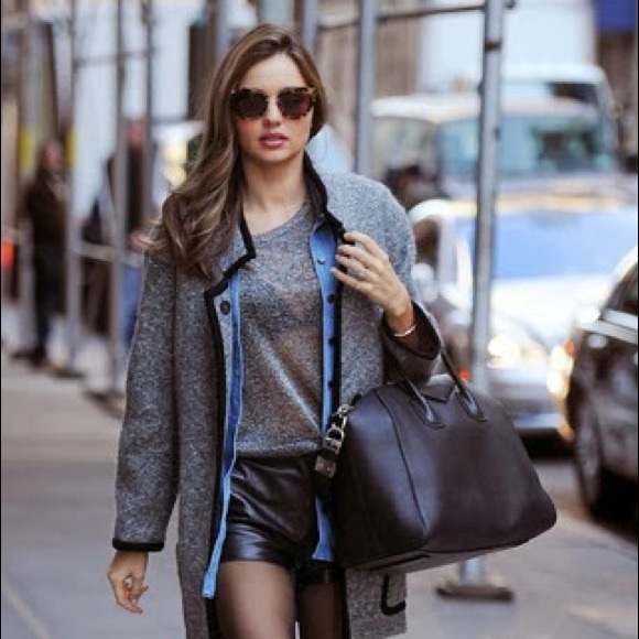 GIVENCHY ANTIGONA BAG MEDIUM ❗️ CELEB FAVE - Picture 2 of 8